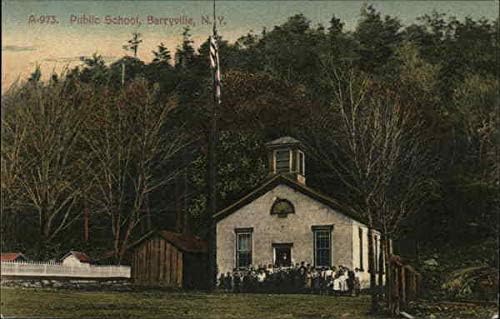 Javna škola i teren Barriville, NH, NH originalna Vintage razglednica