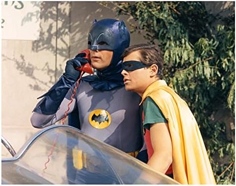 Adam Zapad kao Batman s Burtom Vordom kao Robin na fotografiji od 8 inča 10 inča